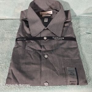 Van Heusen men's regular-fit dress shirt in a gray striped pattern, 15 1/2 34/35